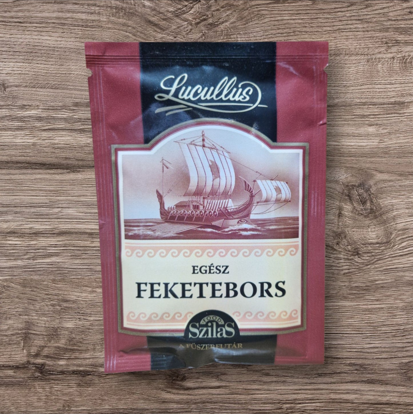 Lucullus Feketebors Egész