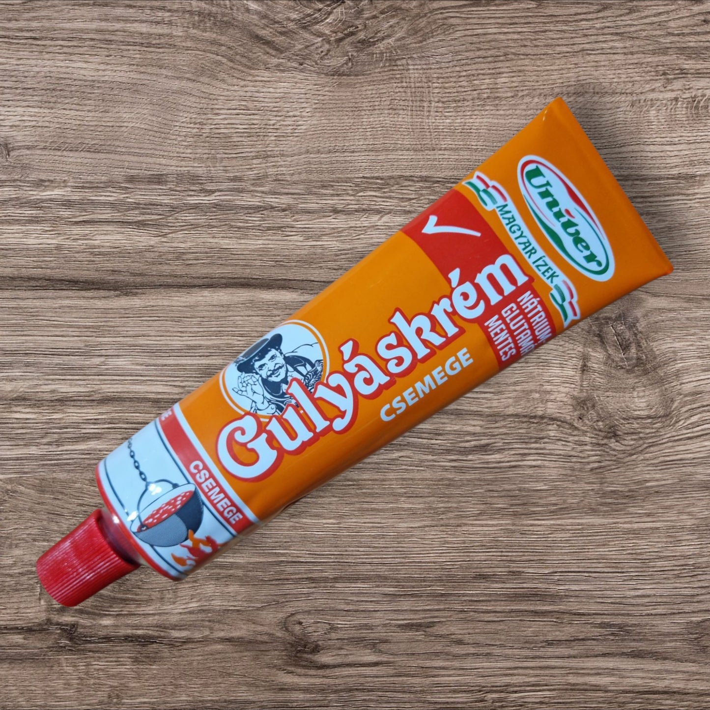 Univer Gulyáskrém Csemege